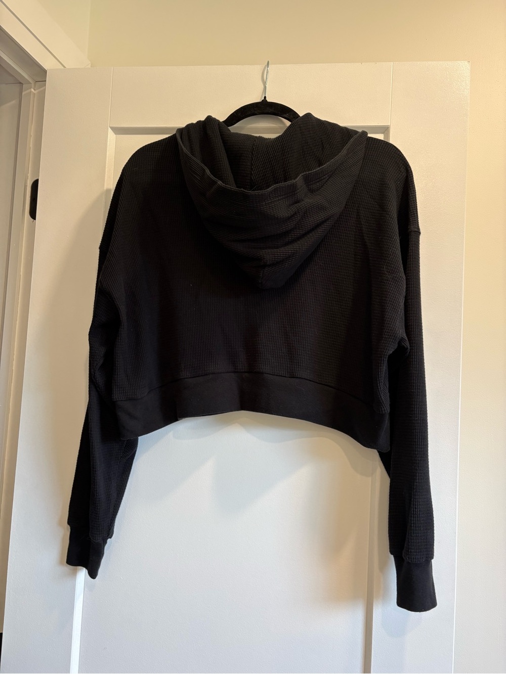 TNA Black Cropped Waffle-Knit Hoodie